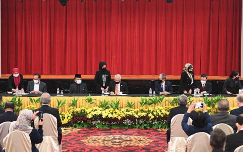 Tanggal 13 September 2021 telah tercatat satu sejarah dalam dunia politik negara apabila kerajaan dan pembangkang menandatangani Memorandum Persefahaman (MoU) Transformasi dan Kestabilan Politik.