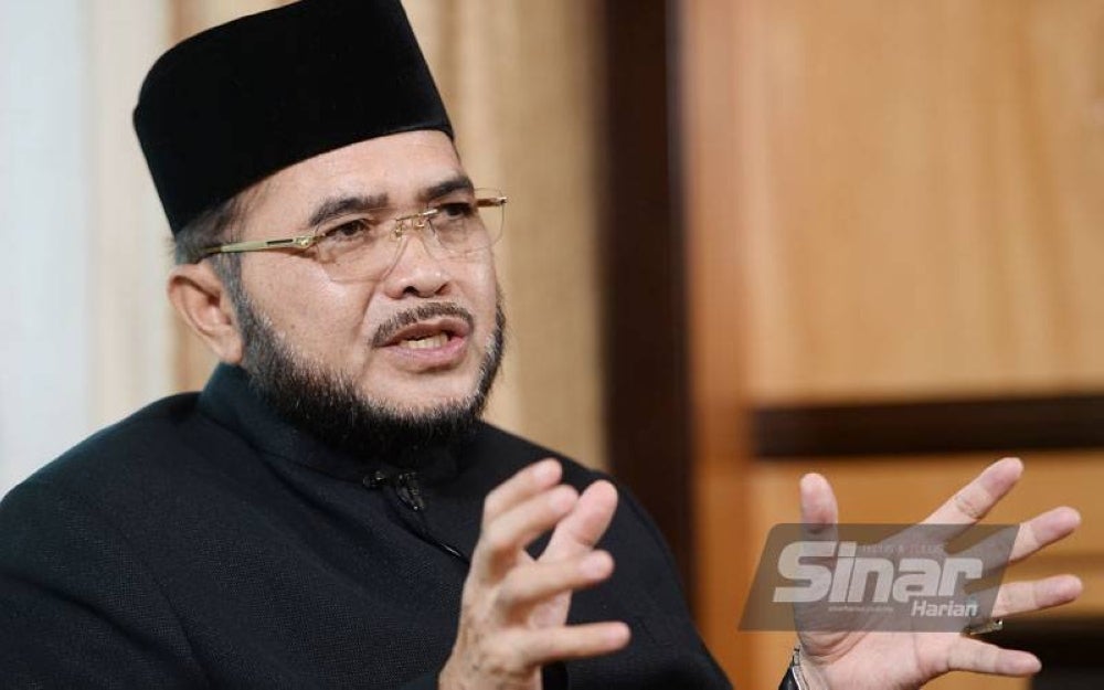 Dr Nik Muhammad Zawawi Salleh ketika wawacara eksklusif bersama Sinar Harian di Kementerian Pertanian dan Industri Makanan (MAFI), Putrajaya pada Jumaat. Foto Sinar Harian/Rosli Talib