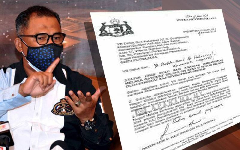 Idris menafikan surat pertukaran status hak milik tanah laut yang ditambak untuk pembangunan Melaka Gateway yang tular di media sosial adalah merupakan surat kelulusan daripada kerajaan negeri. Gambar kiri: Idris Haron