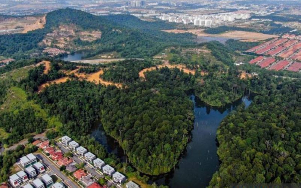 Sekiranya sebuah negara menghadapi masalah alam sekitar, ia akan menyumbang kepada masalah lain yang boleh berkait dengan negara-negara jiran yang lain.