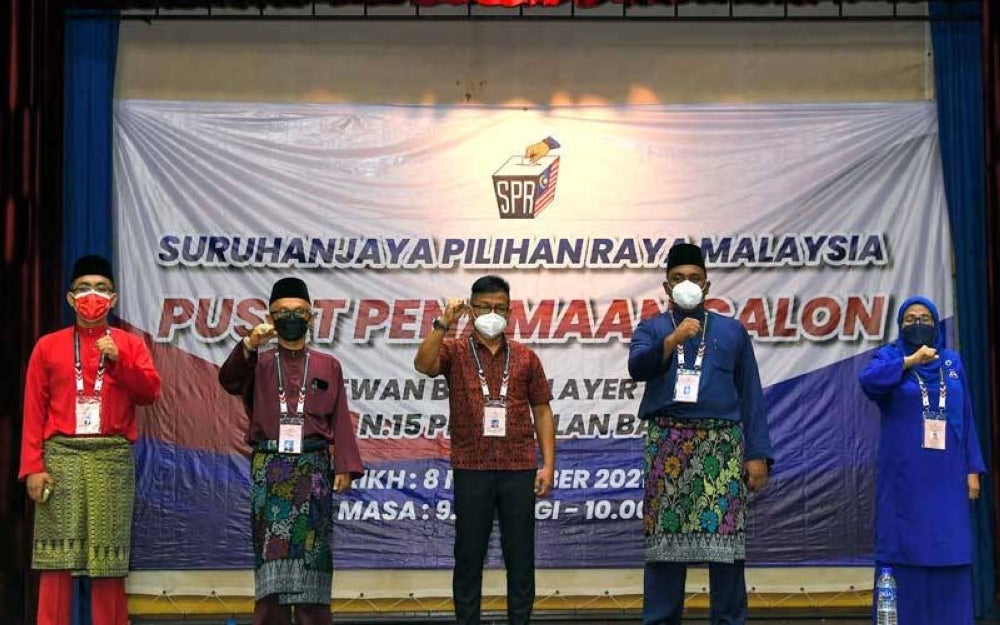 Kerajaan membenarkan RTM untuk menyiarkan poster dan biodata calon yang bertanding pada PRN Melaka bermula Ahad.
