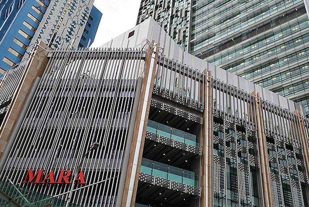 Polis sudah mengambil keterangan tujuh individu termasuk lima pegawai tinggi Mara Corp setakat Isnin.