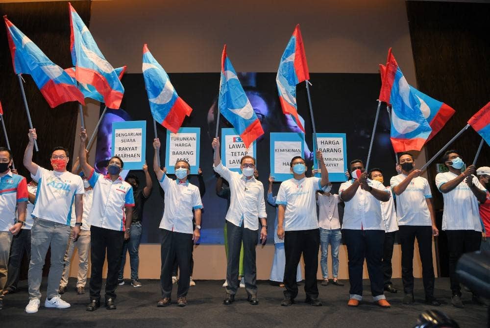 PKR perlu bermuhasabah mencari punca mengapa parti itu kian ditolak rakyat.