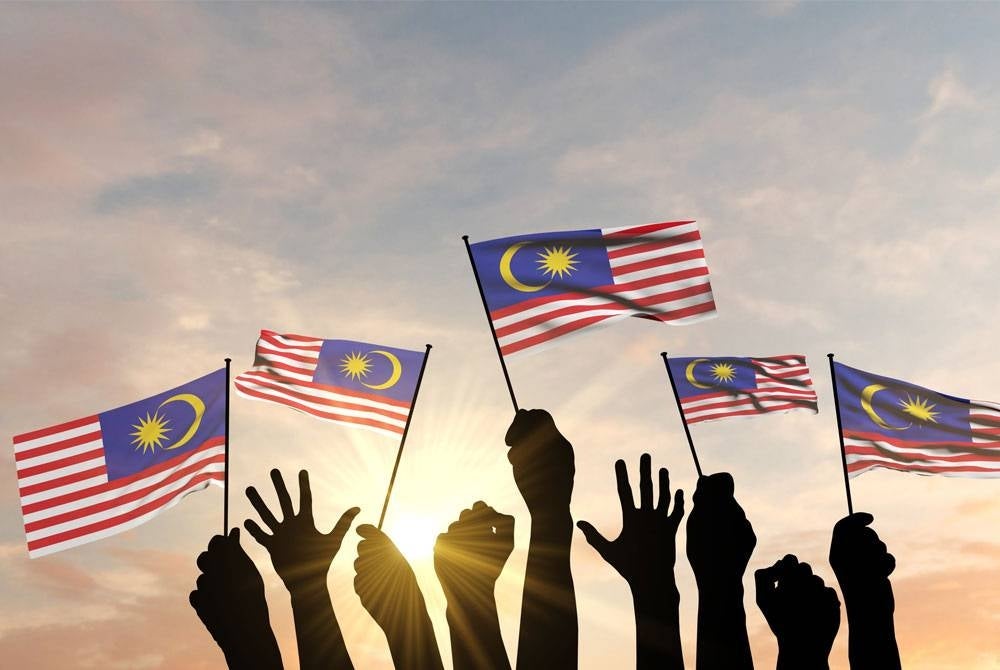 Malaysia merupakan sebuah negara yang latarnya aneka ragam, rencam, pelbagai dan majmuk dengan rumpunan agama serta etnik yang berbeza dari semenanjung sehingga ke negeri-negeri Borneo.(Gambar hiasan) - Foto 123rf