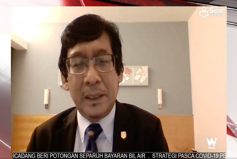 Ramlee ketika menjadi panelis Wacana Sinar edisi ke-333 bertajuk ‘ Autonomi Universiti: Antara Impian dan Realiti’ yang disiarkan di semua platform Sinar Harian pada Selasa.