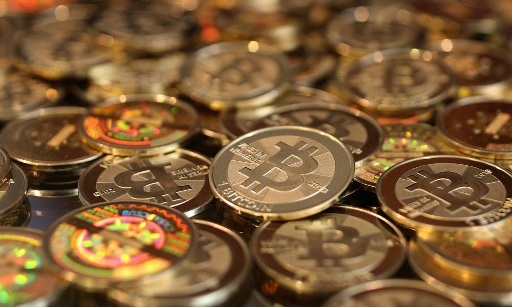 Nilai Bitcoin turut mengalami kesan kejatuhan harga yang mendadak, seiring dengan peristiwa pasaran saham global yang menjunam.