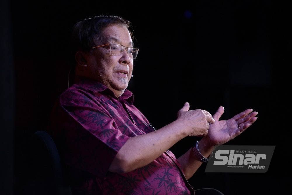 Rahman ketika menjadi tetamu program Bersama Johan Jaaffar yang disiarkan secara langsung di semua platform digital Sinar Harian pada Rabu. - Foto MOHD HALIM ABDUL WAHID