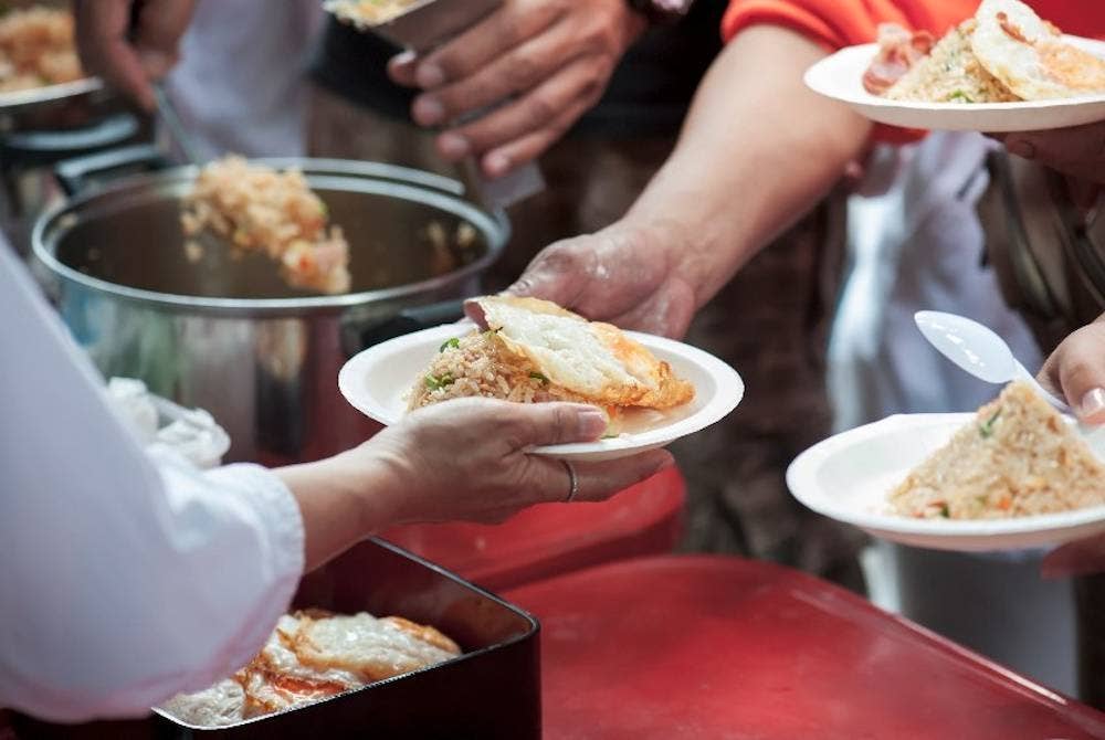 Program pemberian makanan percuma yang tersedia secara universal di sekolah perlu dilaksanakan bagi menangani isu ketidakjaminan akses makanan berkhasiat di dalam negara - Foto 123RF