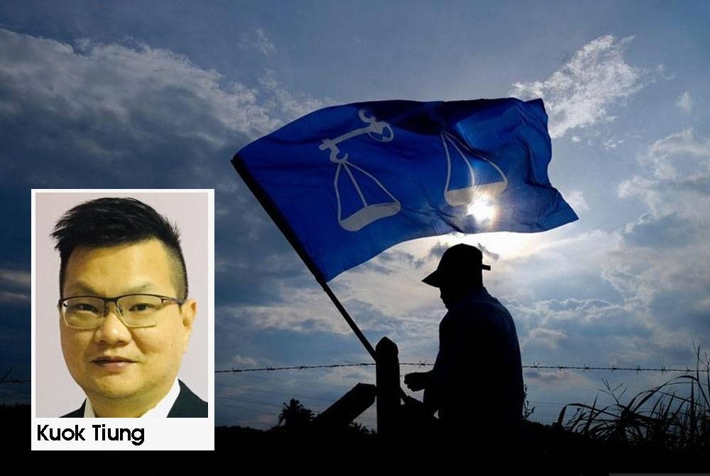 Penganalisis politik berpandangan sistem merit dan kredibiliti calon adalah kaedah terbaik buat BN dalam menempatkan calon untuk berdepan PRU15. 