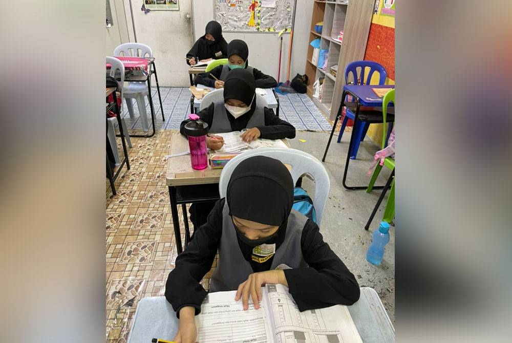 Islam amat menekankan pembangunan modal insan berasaskan ciri-ciri pembinaan sahsiah dan keperibadian Muslim. - Gambar hiasan