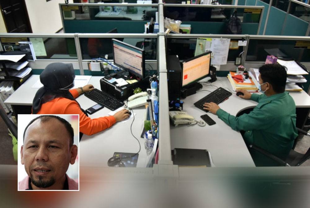 Pandemik Covid-19 menyebabkan ada antara pekerja yang sudah dua tahun tidak menikmati kenaikan gaji. (Gambar kecil: Kamarul Baharin)