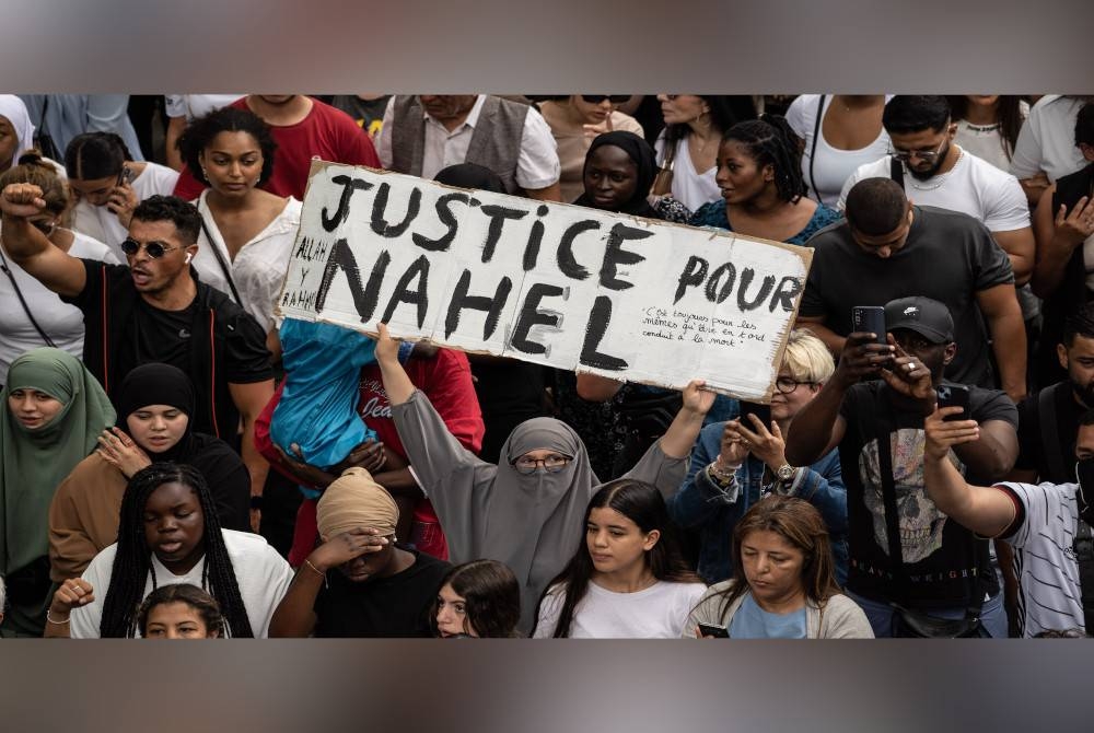 Protes besar-besaran menuntut keadilan terhadap pembunuhan Nahel diadakan Paris.