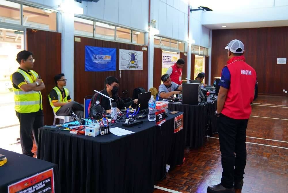 Peserta terbaik daripada institusi latihan kemahiran dan TVET seluruh negara bersaing untuk membuktikan keupayaan masing-masing.