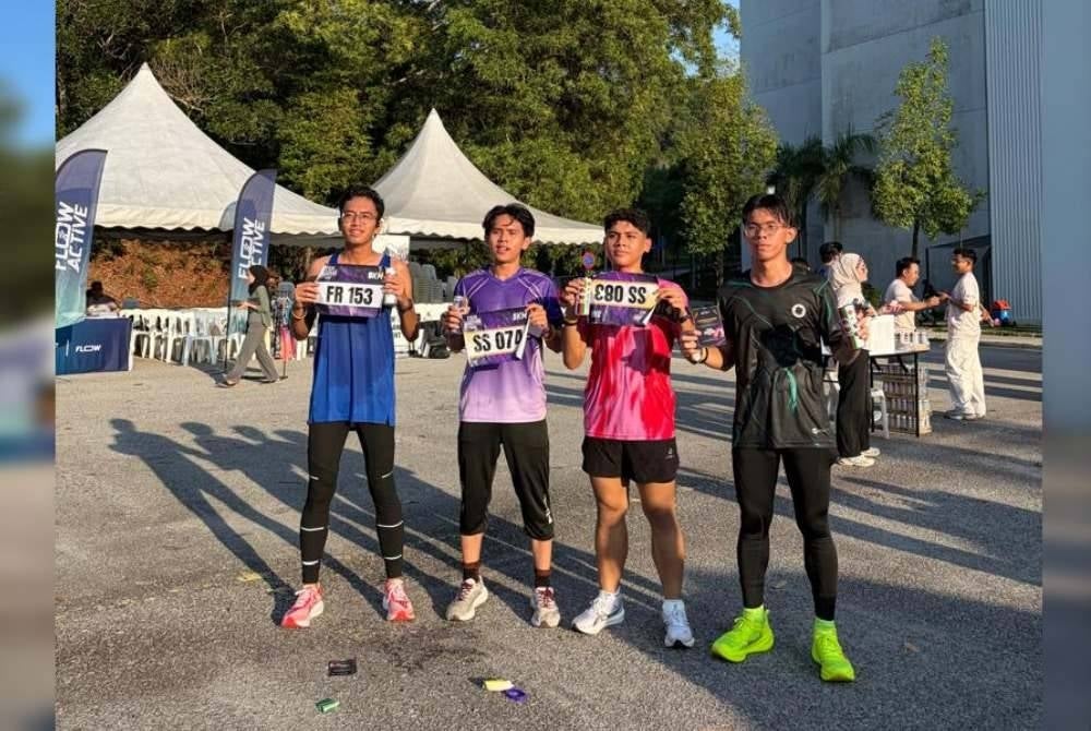 Pemenang bagi kategori pelajar.