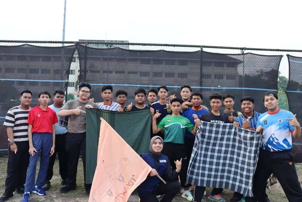 Latihan Dalam Kumpulan (LDK) turut mengasah kemahiran komunikasi serta memupuk keyakinan diri dalam suasana yang menyeronokkan. 