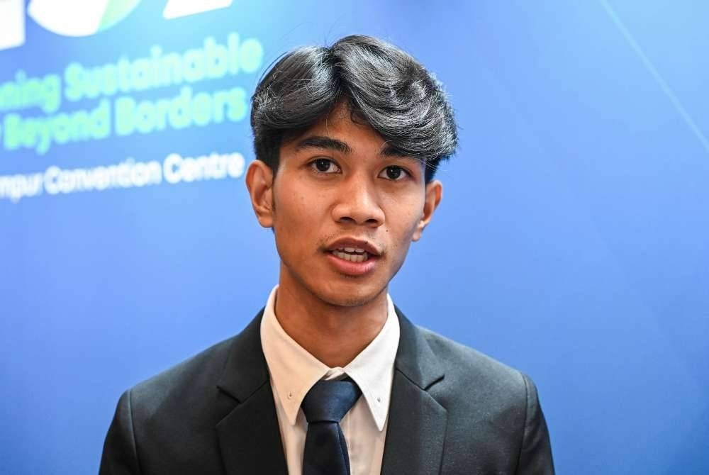 Mahasiswa dari Fakulti Perniagaan dan Ekonomi Universiti Malaya, Afiq Athmar Mohamed, 21, ditemu bual Bernama selepas majlis penyampaian anugerah Pertandingan Bahas Piala Menteri sempena Sidang Kemuncak Tenaga Lestari Antarabangsa (ISES) ke-7 2026 di Pusat Konvensyen Kuala Lumpur.