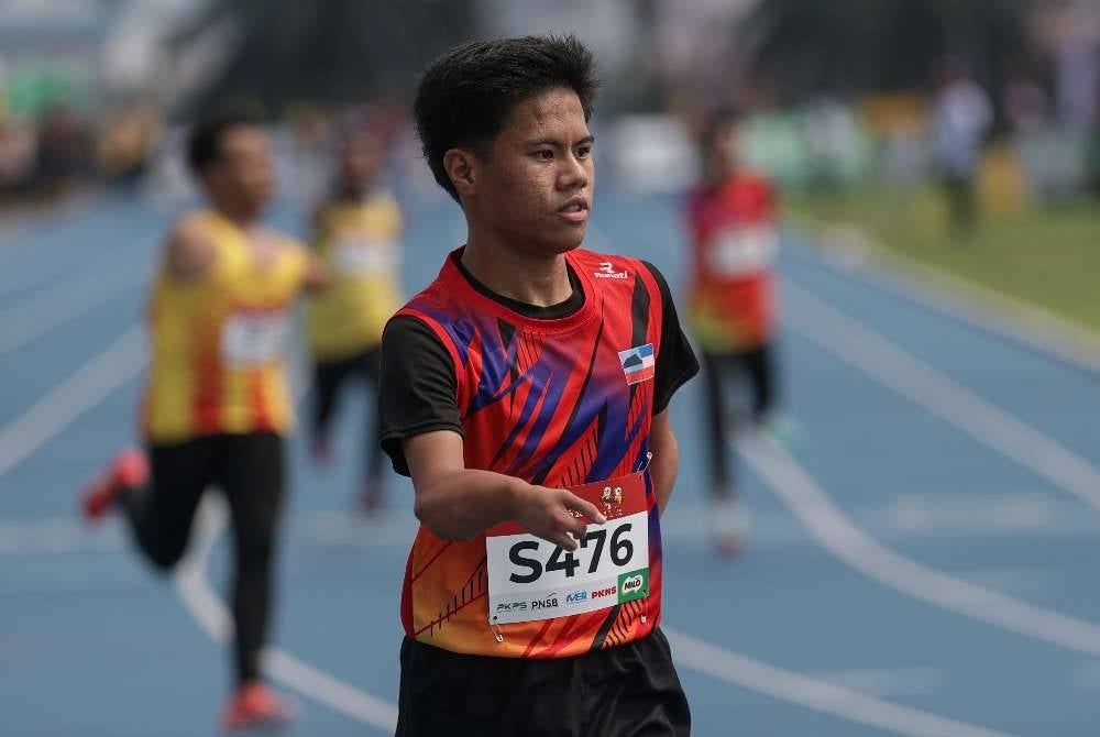 Atlet para olahraga Sabah Muhamad Shaban Shahid beraksi pada acara akhir 100 meter lelaki T45 pada Temasya Para Sukan Malaysia (SUKMA) Selangor 2026 di Stadium UiTM.
Muhamad Shaban mencatat masa 13.210 saat untuk meraih pingat Emas acara berkenaan.