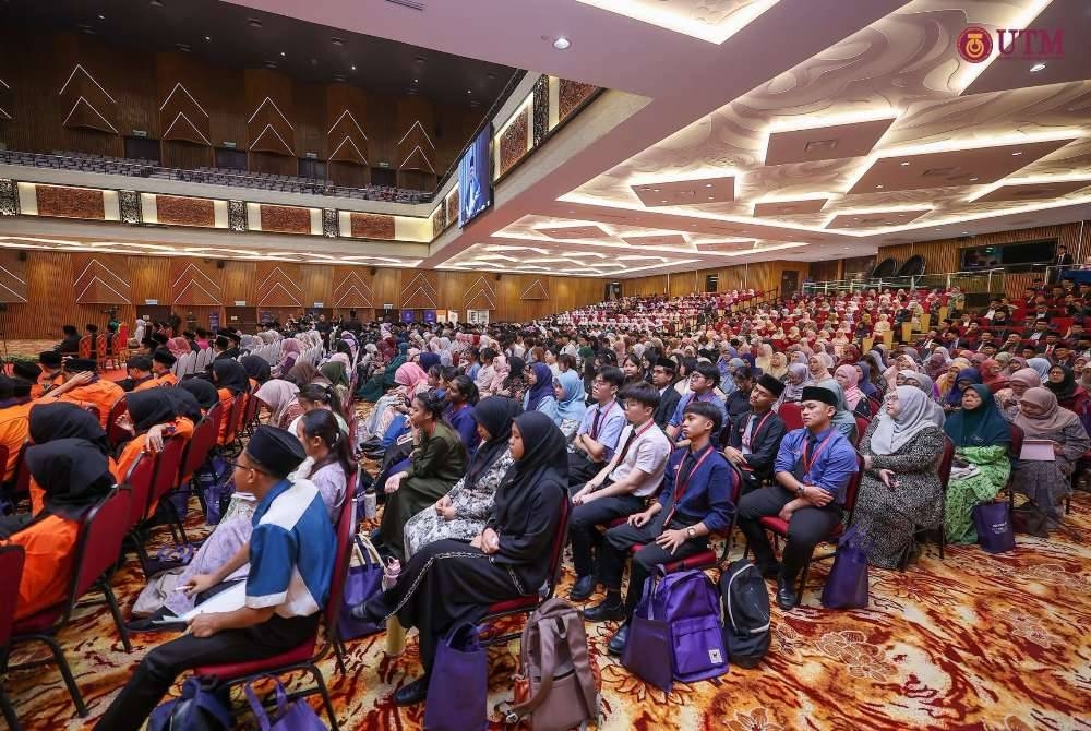Foto FB Universiti Teknologi Malaysia (UTM)