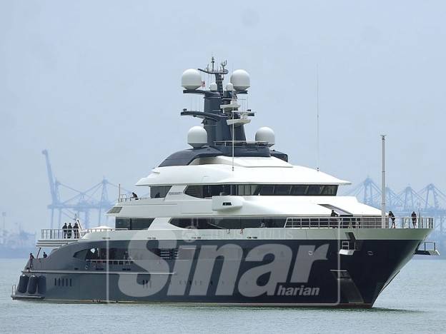 Kapal layar mewah Equanimity - Foto Sinar Harian oleh ROSLI TALIB
