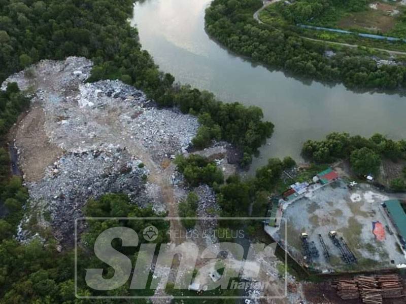 Tapak pelupusan yang dilihat semakin hampir dengan kawasan kediaman.