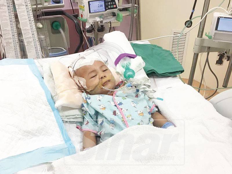 Rayfal sewaktu koma di Singapura pada Jun tahun lalu.