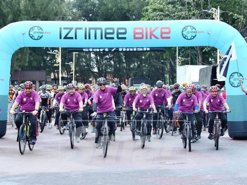 Acara kayuhan sempena Sambutan Ambang Tahun Baharu 2019 di Wisma Darul Iman, di sini, hari ini.