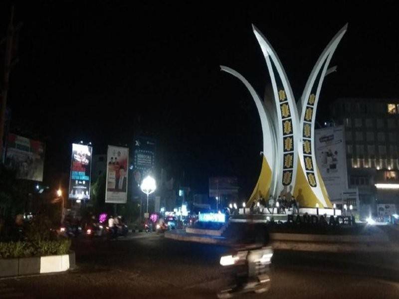 Tiada sambutan Tahun Baharu di Banda Aceh malam tadi.