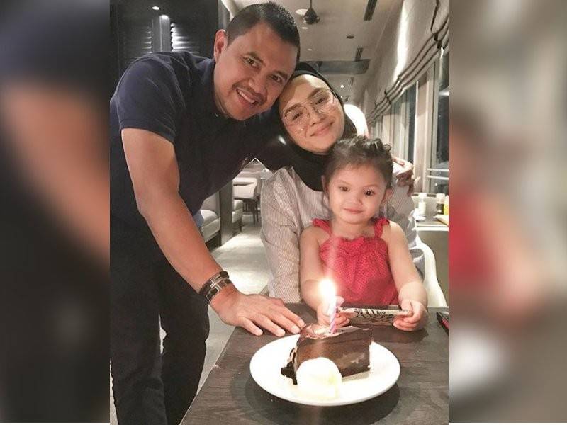 - Foto Instagram Hanez Suraya