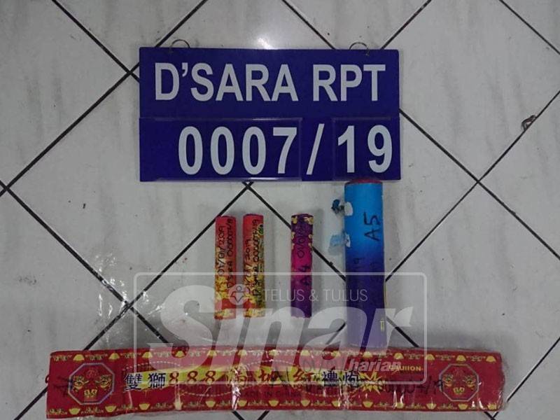 Mercun yang dirampas selepas polis menahan tiga warga asing awal pagi tadi.