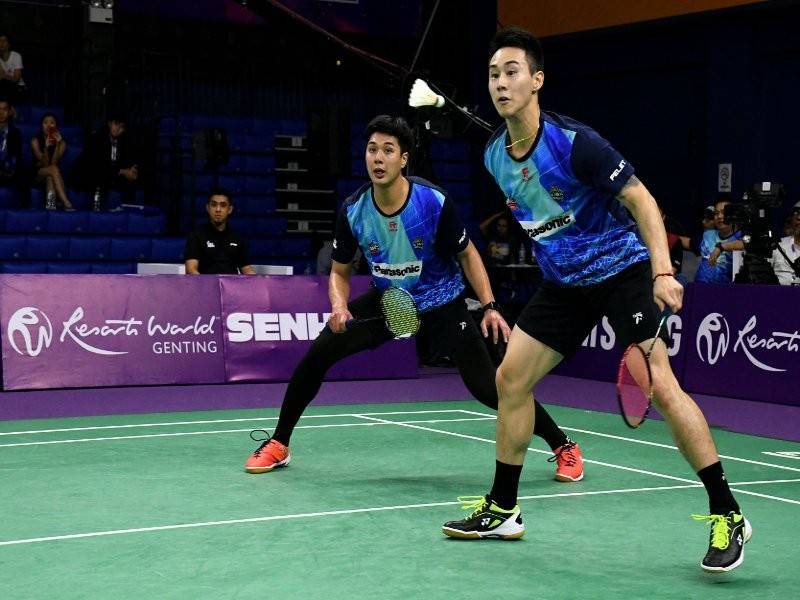 Beregu lelaki Kepong BC dari Taiwan yang juga beregu ranking ke-26 dunia, Lu Ching Yao- Yang Po Han menghadiahkan mata kepada pasukan mereka dalam perlawanan menentang Bukit Mertajam All Stars BC semalam. Kepong BC menang 10-7 secara keseluruhan.