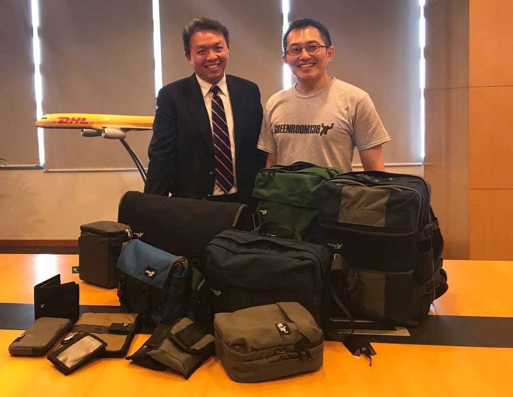 Perniagaan Patrick berkembang dengan bantuan dari DHL Express yang memberikan perkhidmatan. 