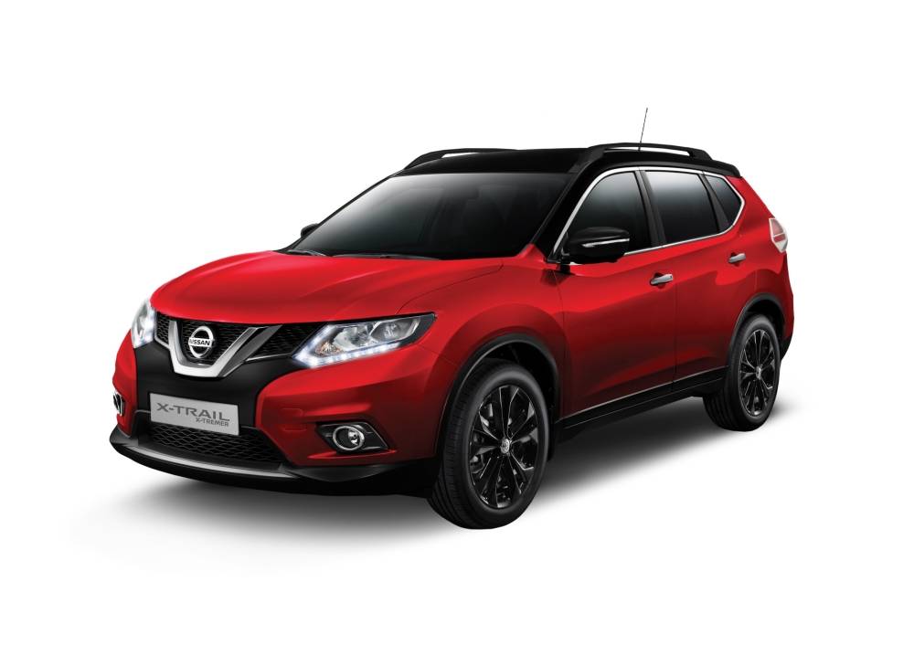 
Nissan X-Trail X-Tremer merah (Passion Red).