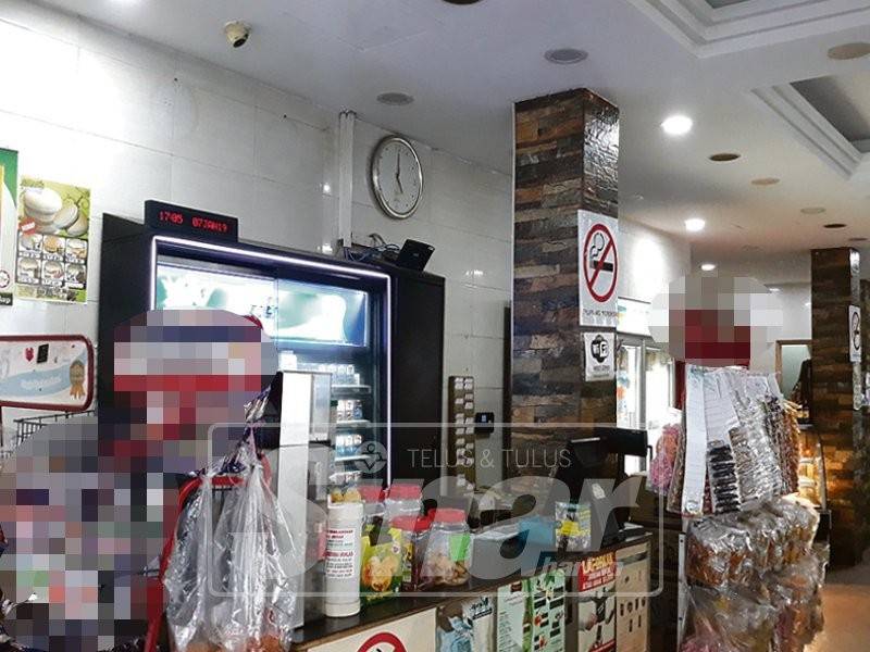 Ayat bertulisan jawi yang digantung telah diarahkan supaya diturunkan oleh JAIS.