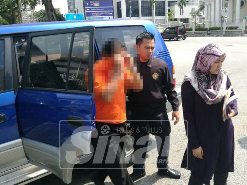 Suspek dibawa ke Mahkamah Georgetown semalam untuk proses permohonan tahanan reman.