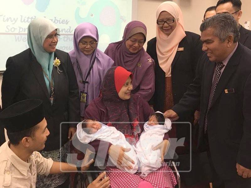Bayi kembar IVF ke-100 Hospital Sultanah Nur Zahirah
