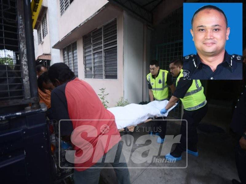 Mayat mangsa diusung masuk ke dalam kenderaan polis sebelum dibawa ke hospital untuk dibedah siasat.(Gambar kecil:Nik Ros Azhan)