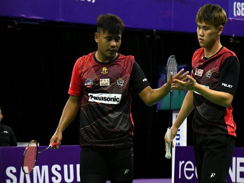 Beregu lelaki Kepong BC, Muhd Nuraidil Adha- Tee Kai Wun juga mempamerkan bisa apabila mengatasi Sim Fong Hau- V. Roobenraj 3-0 (11-9 11-7 11-10) dalam perlawanan terakhir peringkat kedua SSPL untuk Kumpulan B tadi