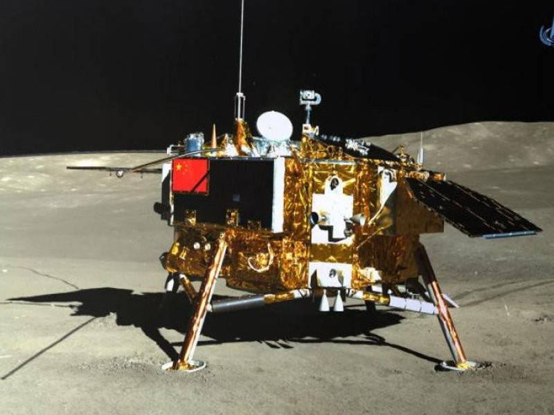 Chang'e-4 berjaya mendarat di permukaan gelap bulan pada minggu lalu.