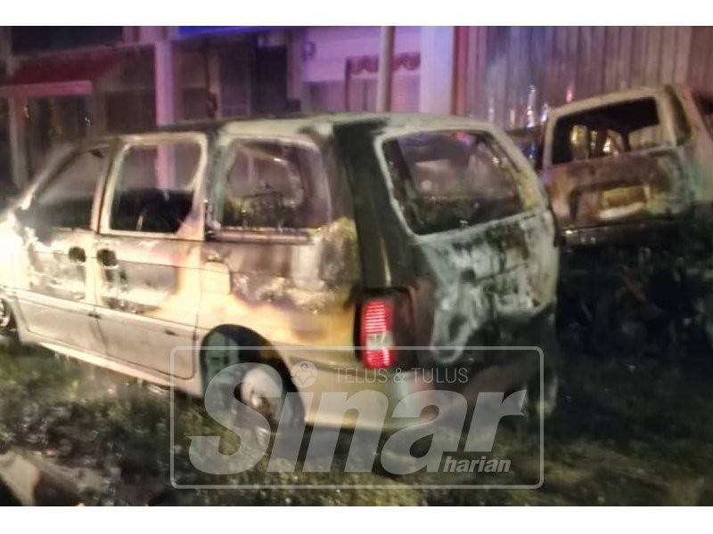 Keadaan kenderaan lusuh yang terbakar