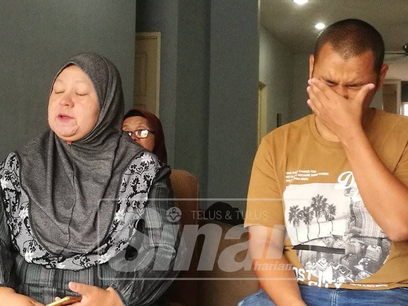 Adib (kanan) sebak menceritakan pengalaman 30 harinya ditahan di Thailand.