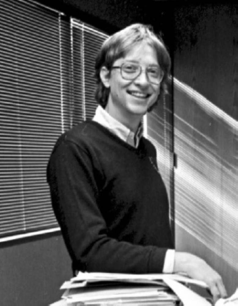 Biarpun dilahirkan dalam keluarga kaya, Bill Gates tetap bekerja keras dari muda sebelum raih kejayaan pada hari ini.