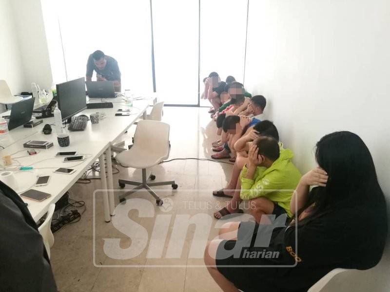 Antara warga China yang ditahan dipercayai terlibat dalam sindiket perjudian online.