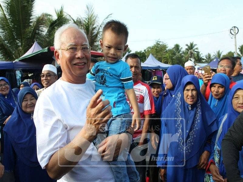 Gambar yang dikongsikan Najib di laman Facebook miliknya, hari ini.