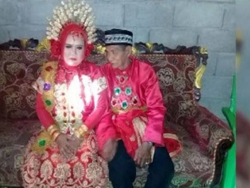 Daeng Pato' dan Hasnawati melangsungkan perkahwinan pada 18 Januari lalu.