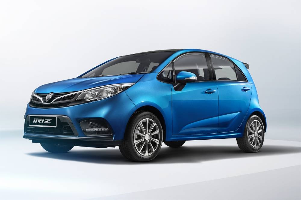 
Gril radiator direka lebih rendah dengan padanan lampu LED siang hari.