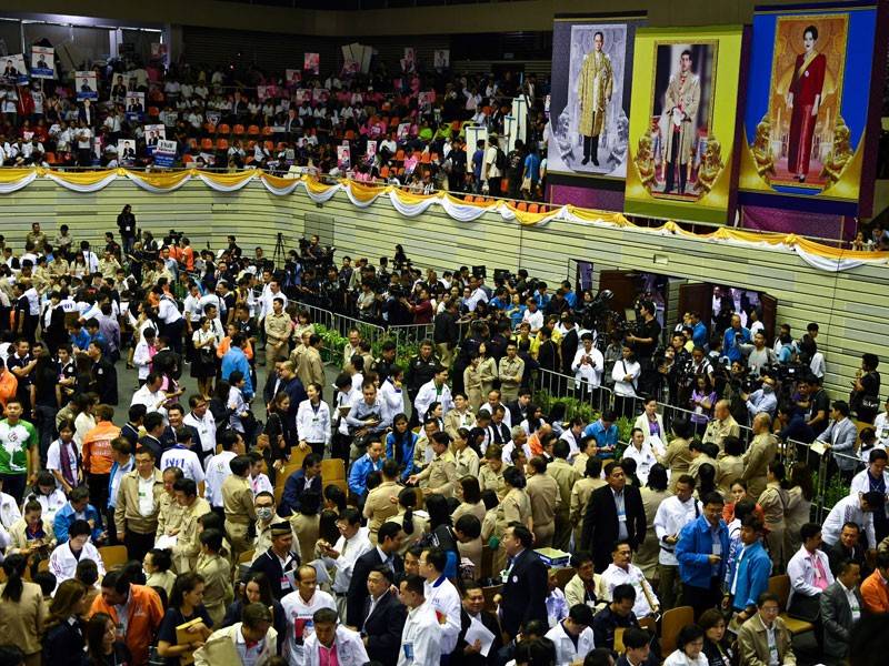 Calon pelbagai parti mendaftar pada minggu lalu. 