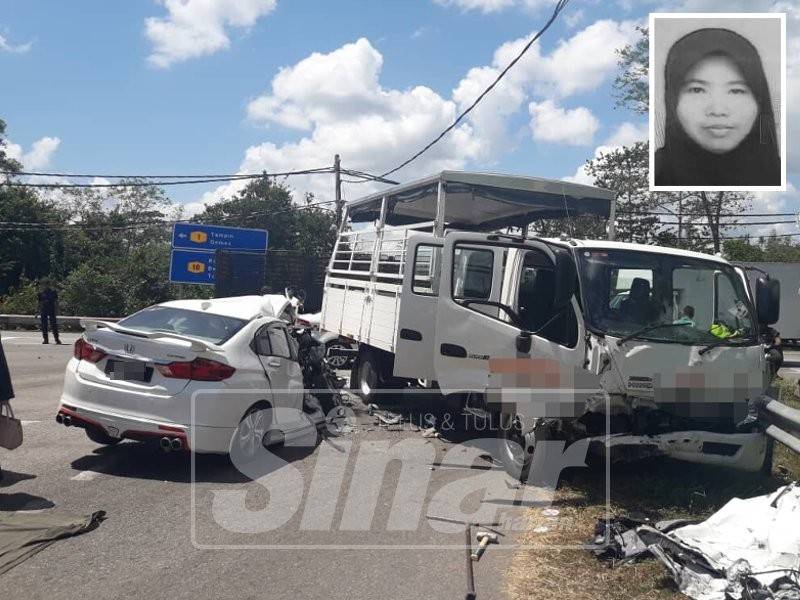 Keadaan kenderaan mangsa dengan sebuah lori tiga tan. Gambar kecil: Mariani