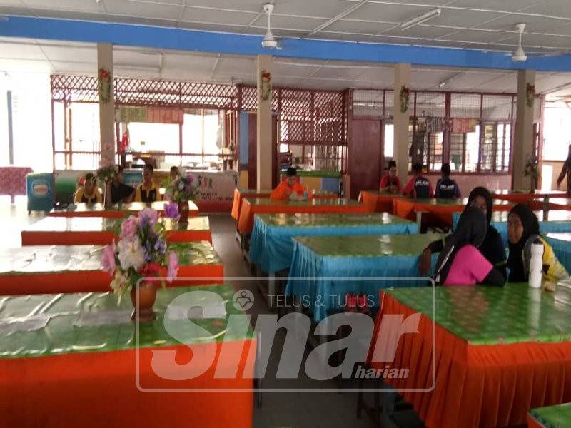 Kontena makmal jadi kelas di SMK Meru