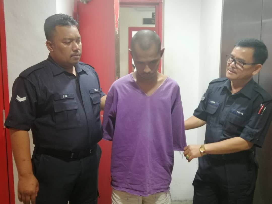 Tertuduh, Shahrul Fadlisman Nawi, 28, dipenjara setahun kerana menceroboh rumah seorang warga emas, tiga tahun lalu.