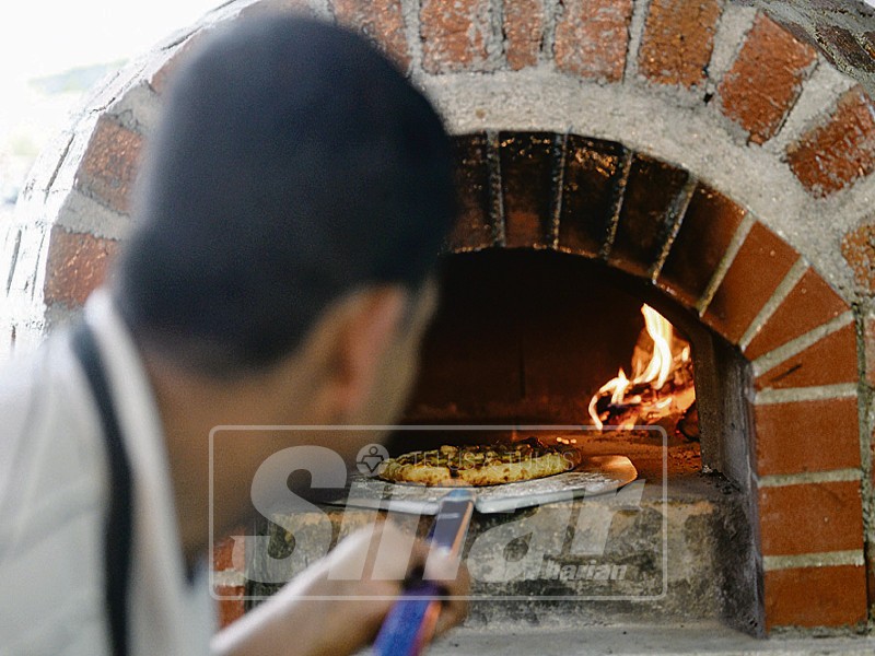 Rasa piza yang dibakar dikatakan lebih sedap